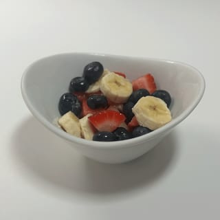 CUP OF FRUITS